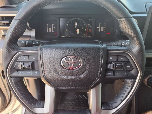 Used 2025  Toyota SR5 image 20