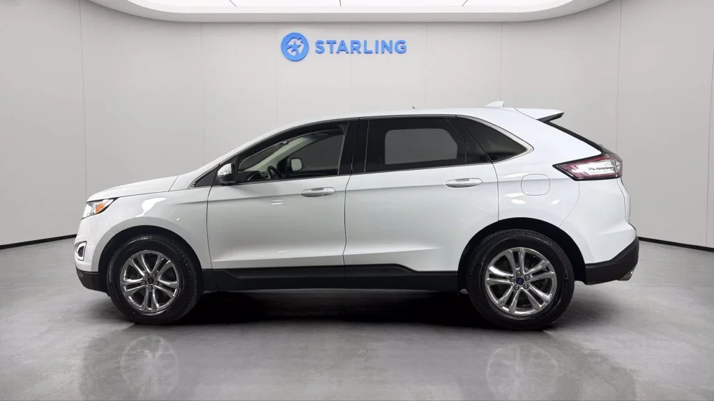 Used 2017 White Ford SEL image 3
