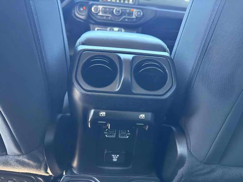 Used 2023 Black Jeep Sahara image 13