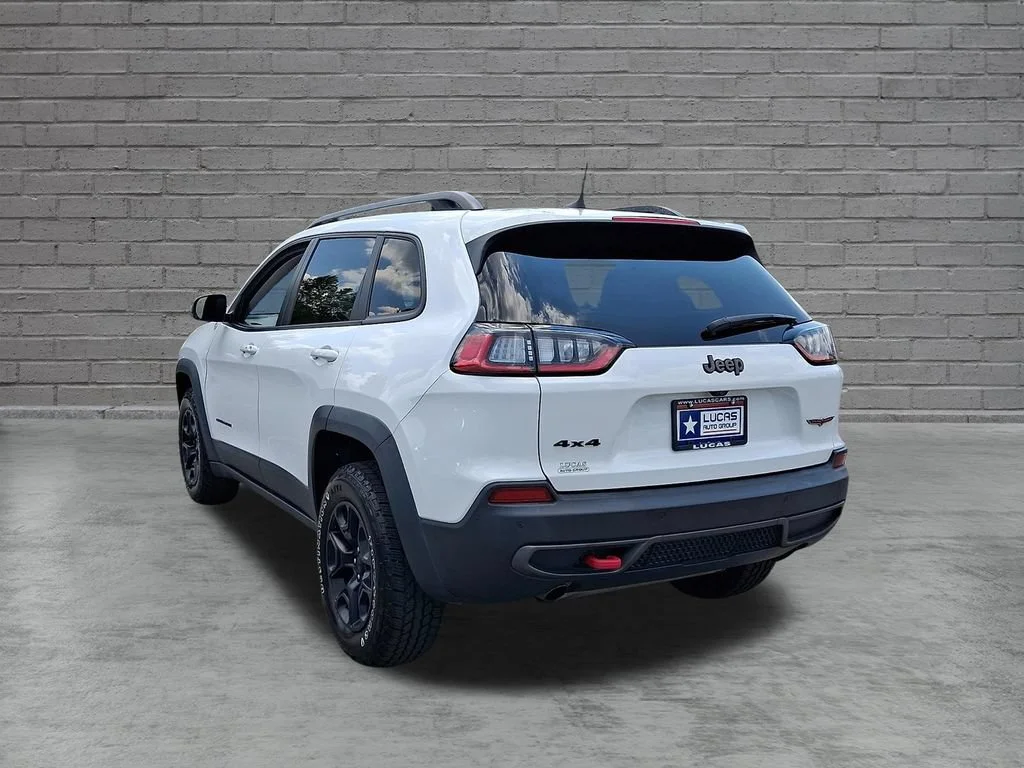 Used 2020 Bright White Clearcoat Jeep Trailhawk image 9