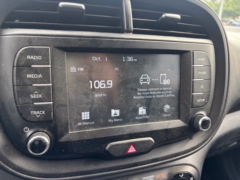 Used 2020 Silver Kia S image 12