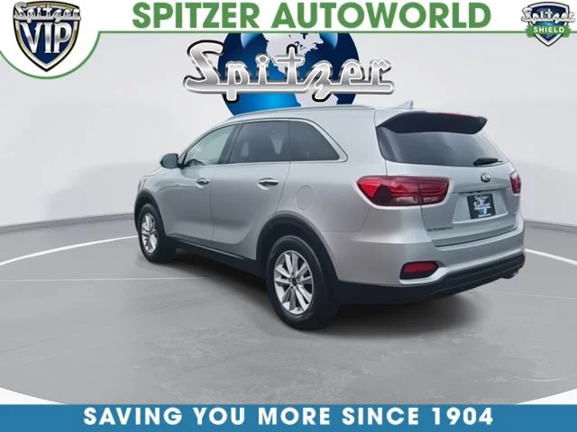 Used 2019 Silver Kia LX image 7