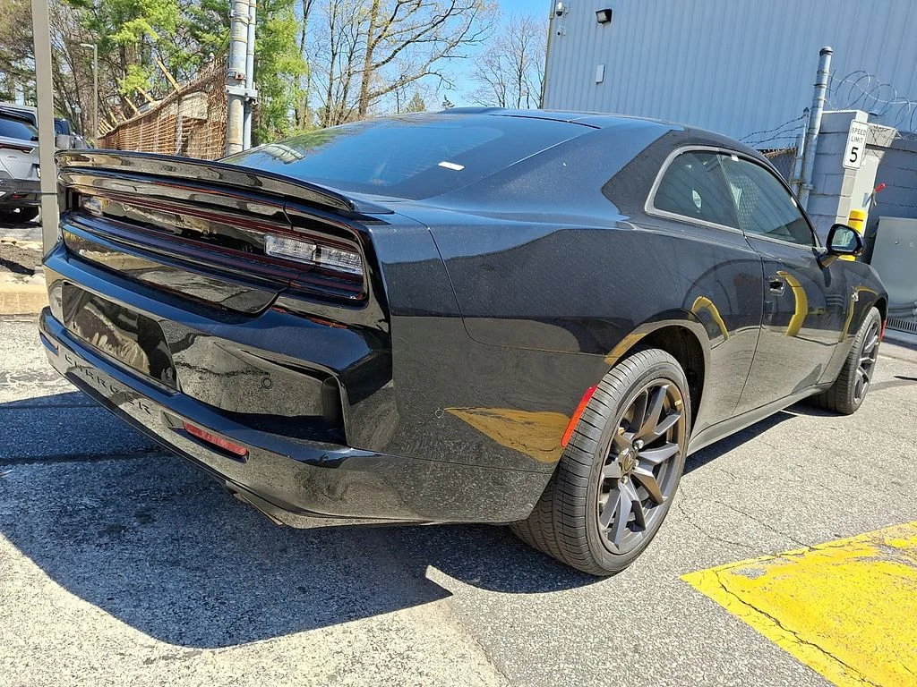 New 2026 Diamond Black Crystal Pearlcoat Dodge Scat Pack Plus image 4