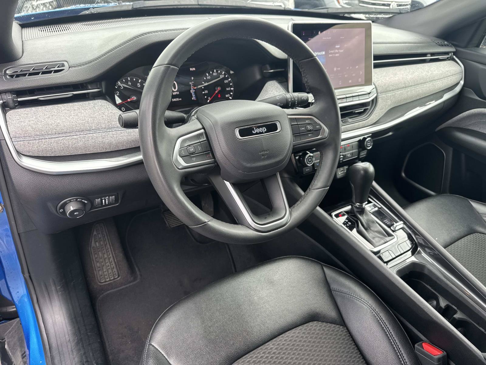 Used 2024 Blue Jeep Latitude image 18