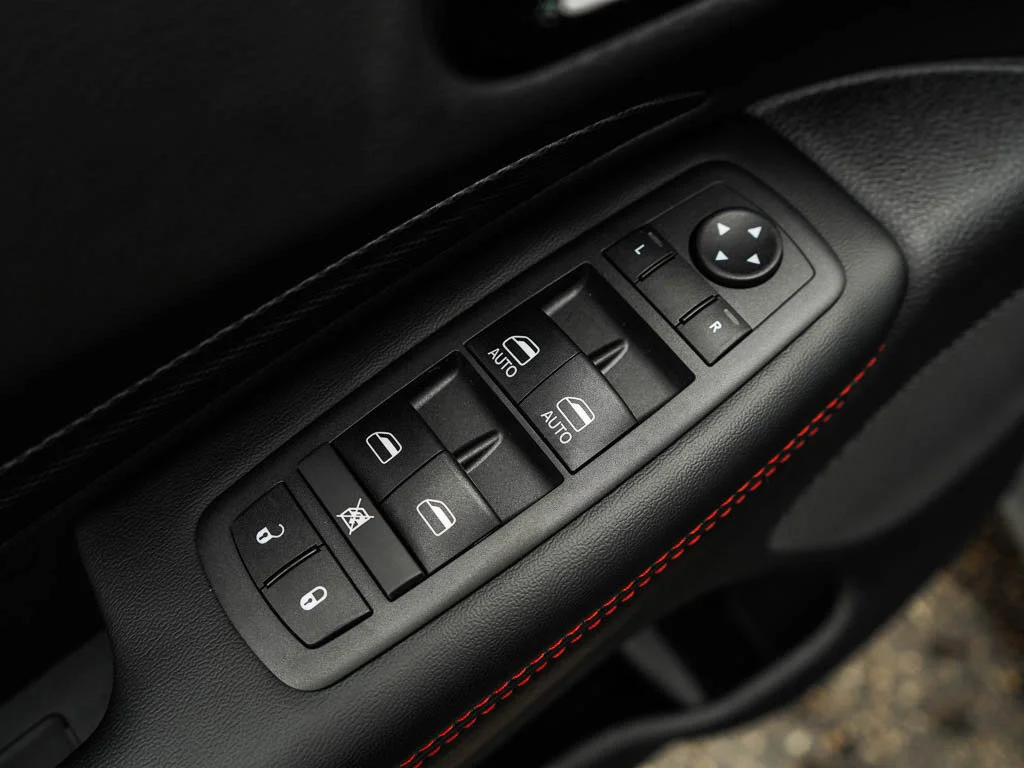 New 2026 Db Black Crystal Clearcoat Dodge GT Plus image 15