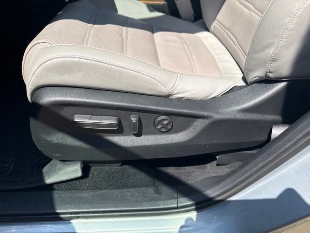 Used 2020  Honda Touring image 26