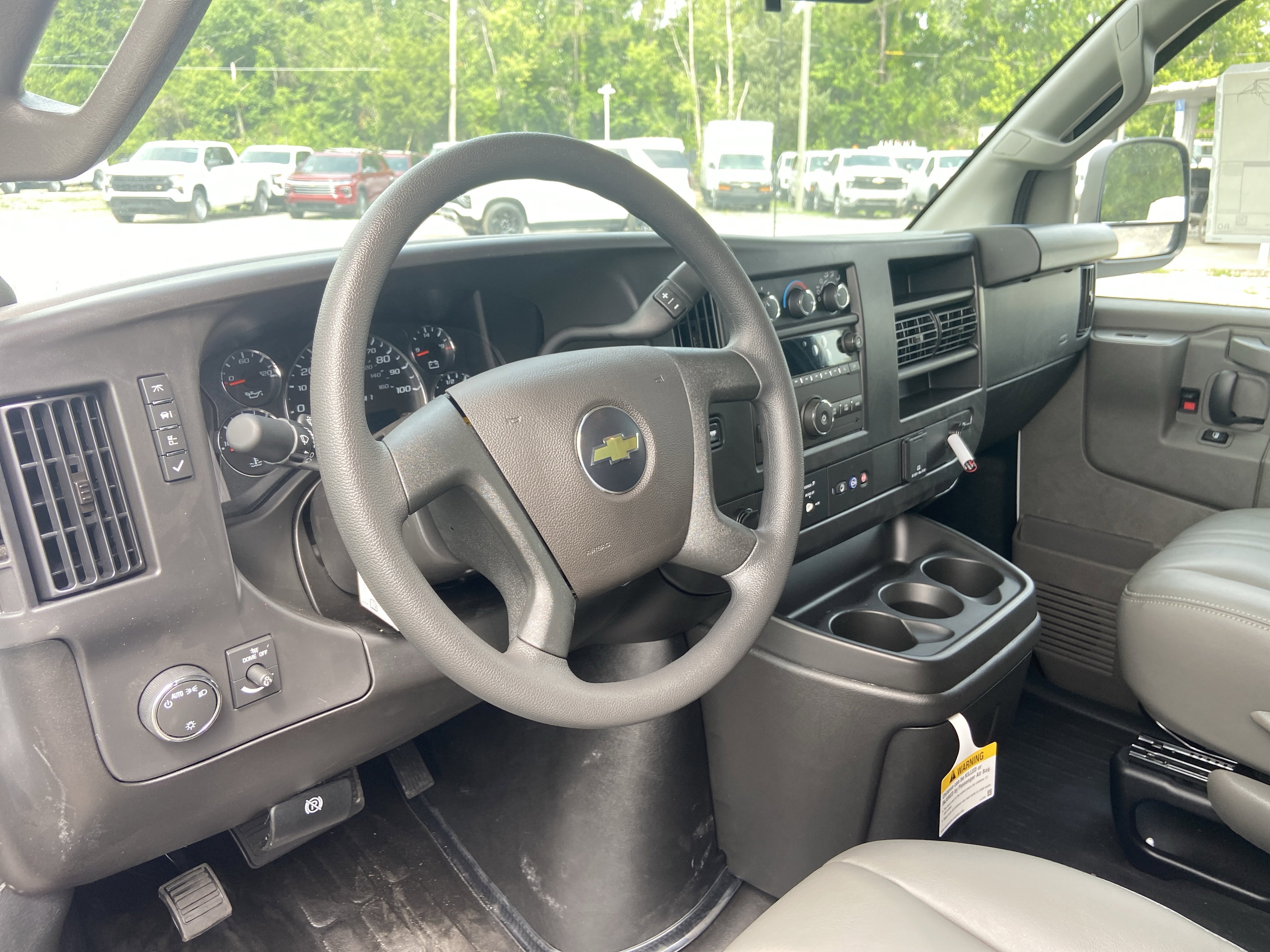 2026 Chevrolet Express Cargo Work Van - Photo 14