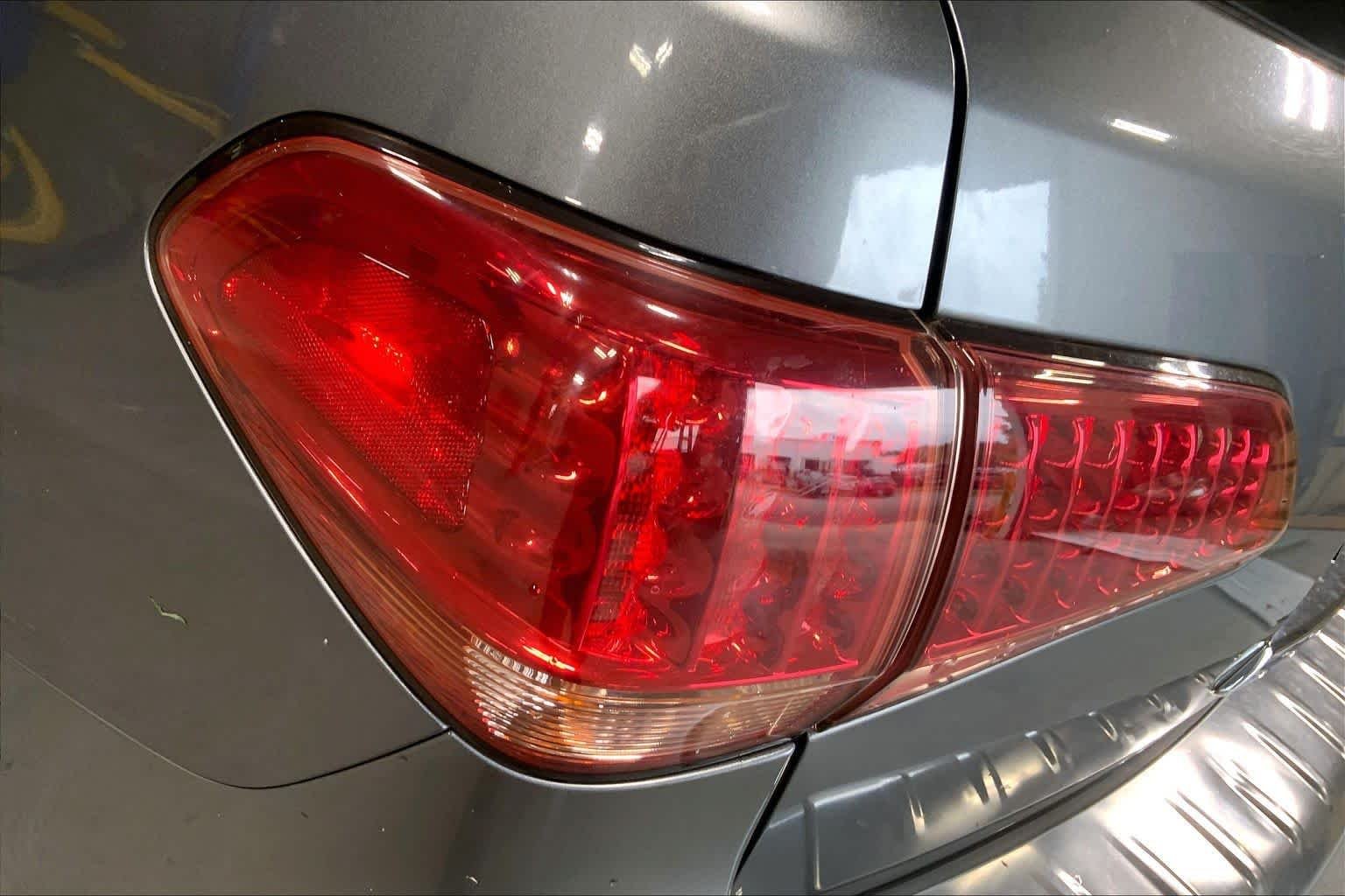 Used 2015 Graphite Shadow INFINITI  image 27