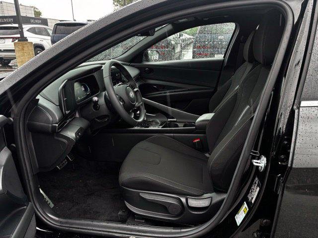 New 2026 Black Hyundai SEL Sport image 10