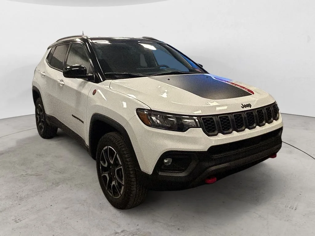 Used 2025 Bright White Jeep Trailhawk image 7