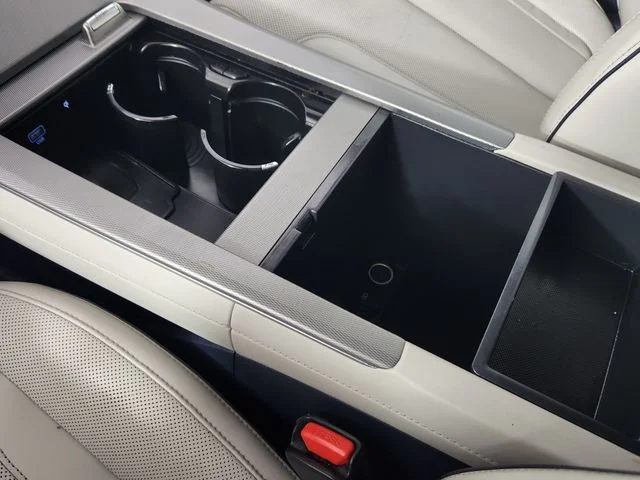 Used 2022 Gray Hyundai Calligraphy image 28