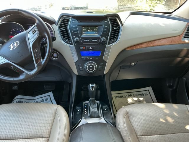 Used 2013 Green Hyundai Base image 20