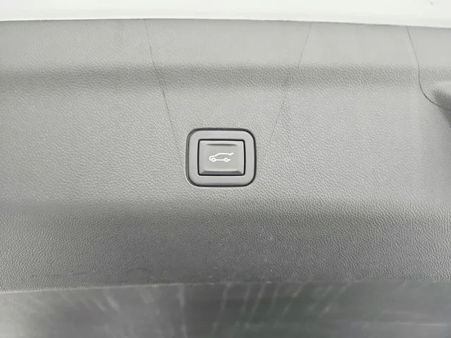 Used 2021 White Chevrolet RST image 48