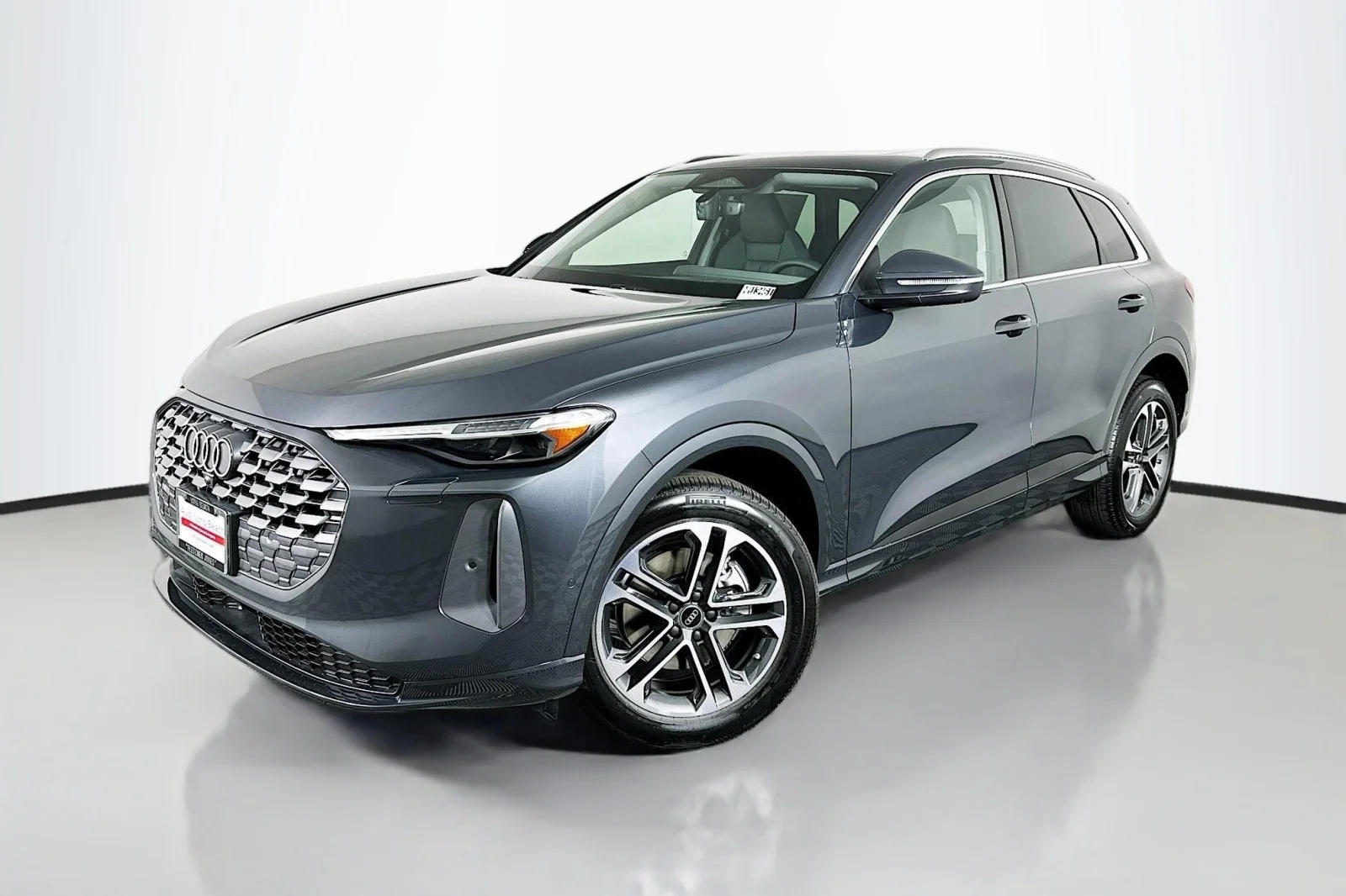 2026 Audi Q5 Premium Plus quattro's photo