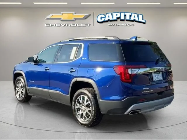 Used 2023 Ultra Blue Metallic GMC SLE image 4