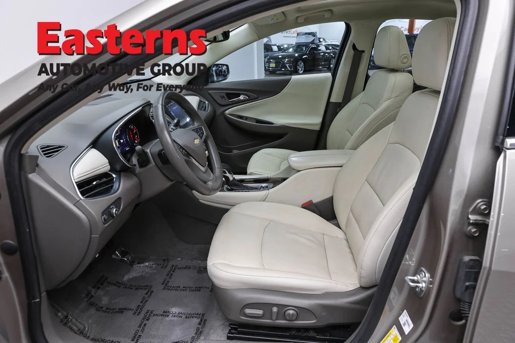 Used 2024 Gray Chevrolet LT image 14