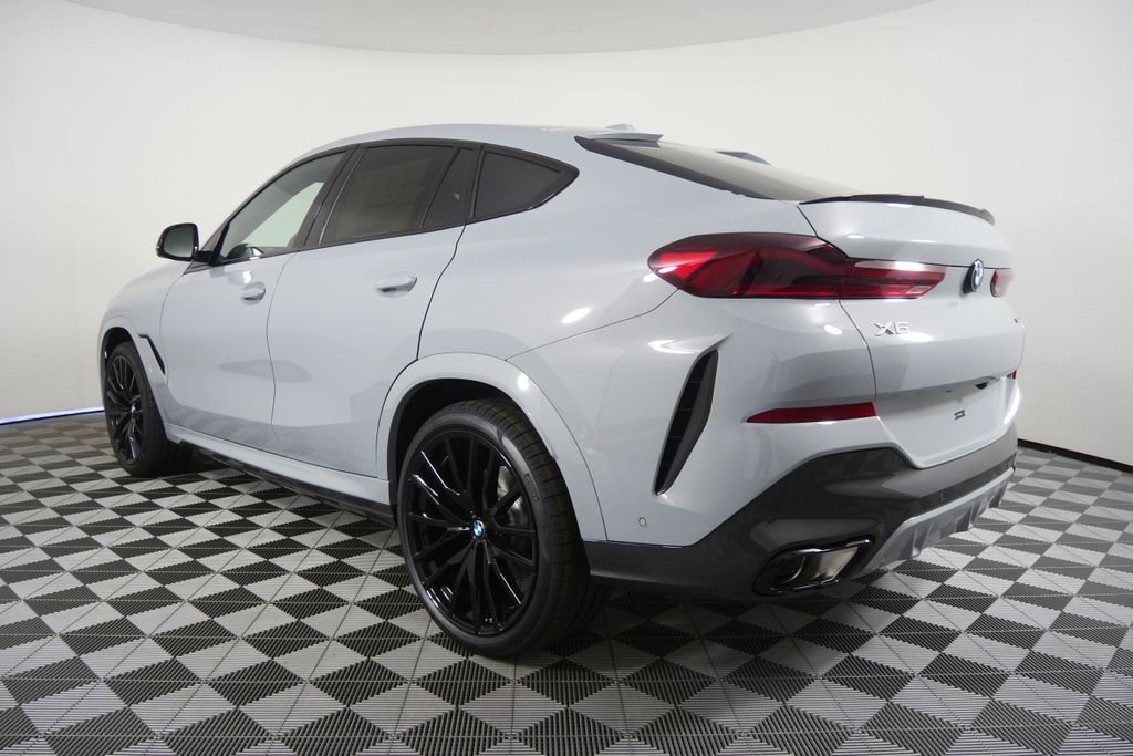 New 2027 Brooklyn Grey Metallic BMW xDrive40i image 5