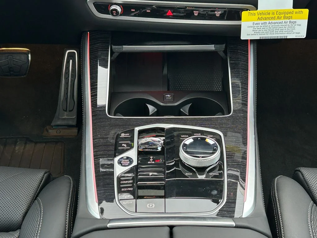 2026 BMW X5 M60i - Photo 27