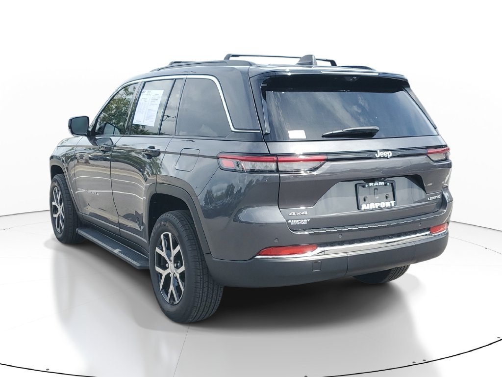 Used 2025 Gray Jeep Limited image 3