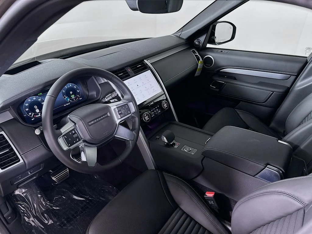 2026 Land Rover Discovery Dynamic SE - Photo 10
