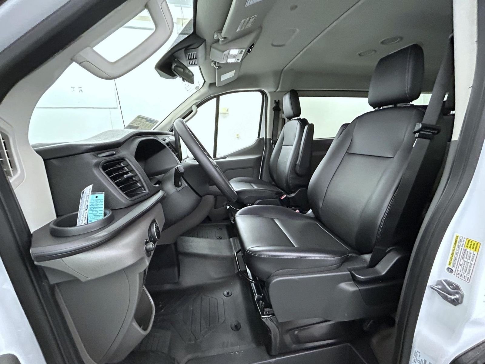 New 2026 Oxford White Ford XL image 10
