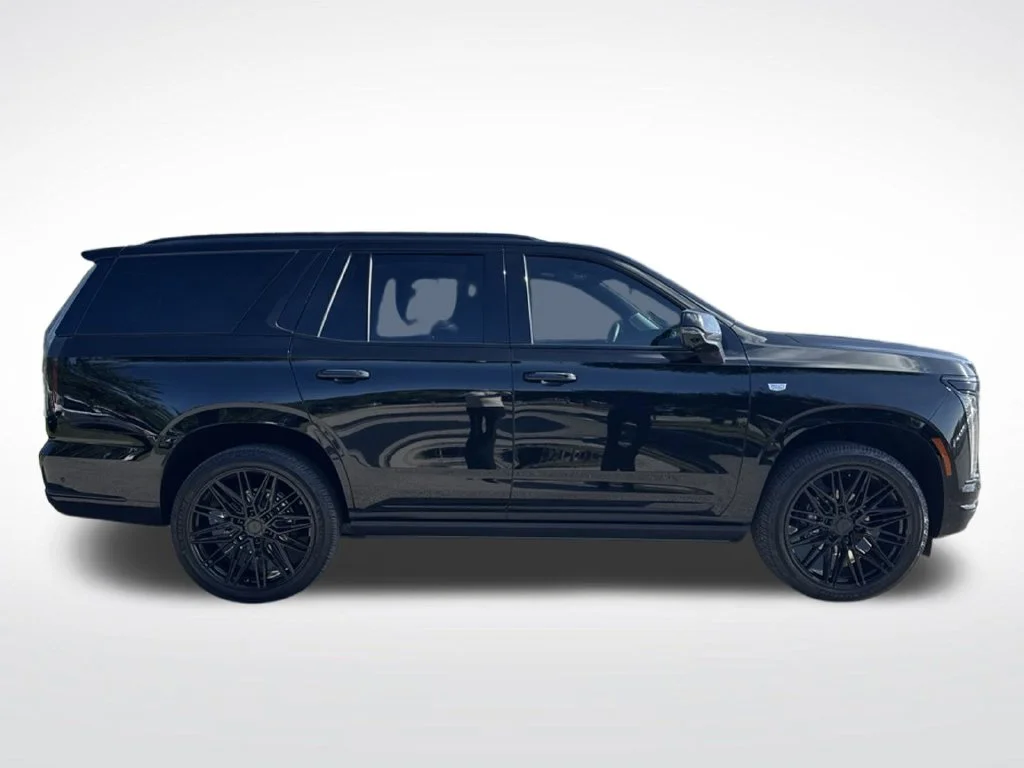 Used 2025 Black Cadillac Sport Platinum image 4