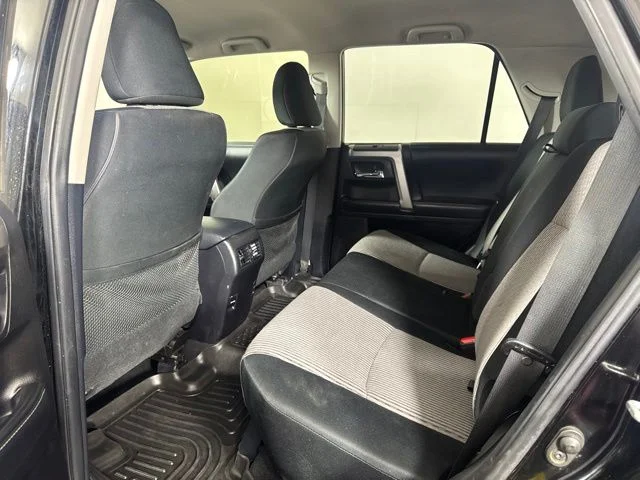 Used 2014 Black Toyota SR5 image 12