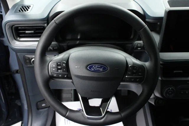 New 2025 Azure Gray Metallic Tri-Coat Ford Lariat® image 40