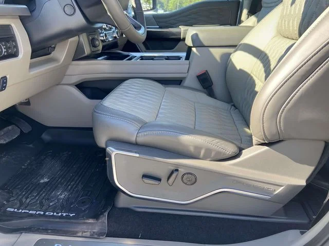 New 2026 Star White Metallic Tri-Coat Ford F-450® Platinum® image 12