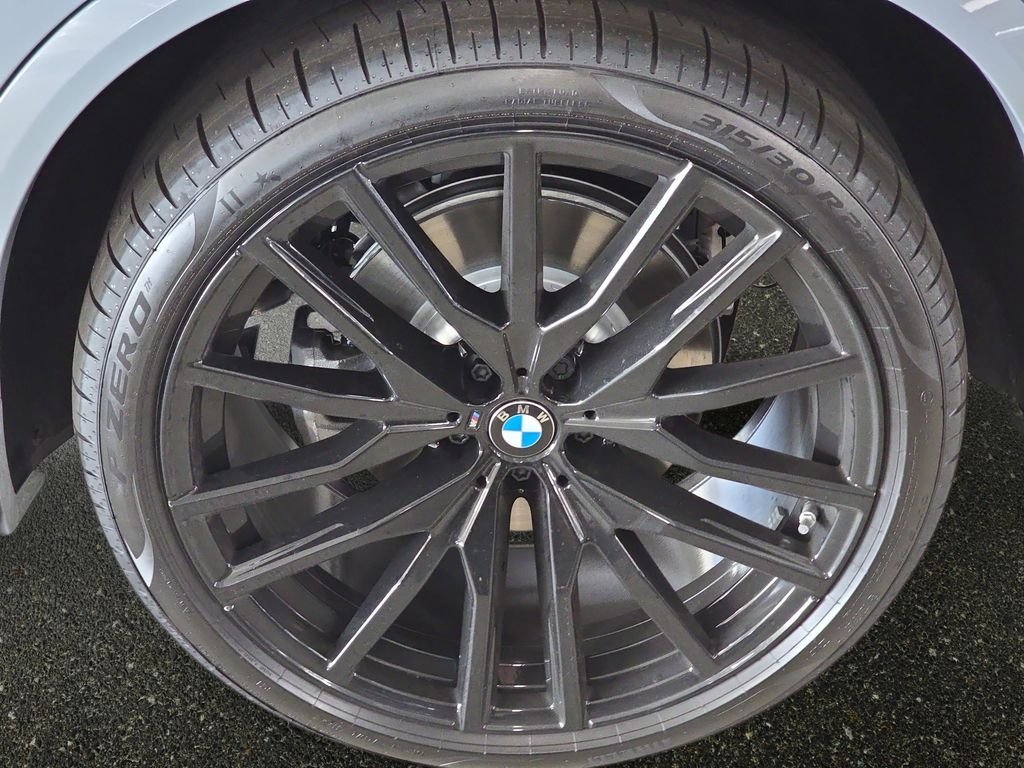 New 2026 Brooklyn Grey Metallic BMW sDrive40i image 19