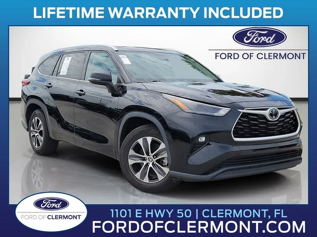 2022 Toyota Highlander XLE