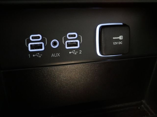 Certified Used 2025 Metallic Jeep Limited image 20