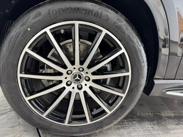 New 2026 Obsidian Black Metallic Mercedes-Benz GLS 580 image 10