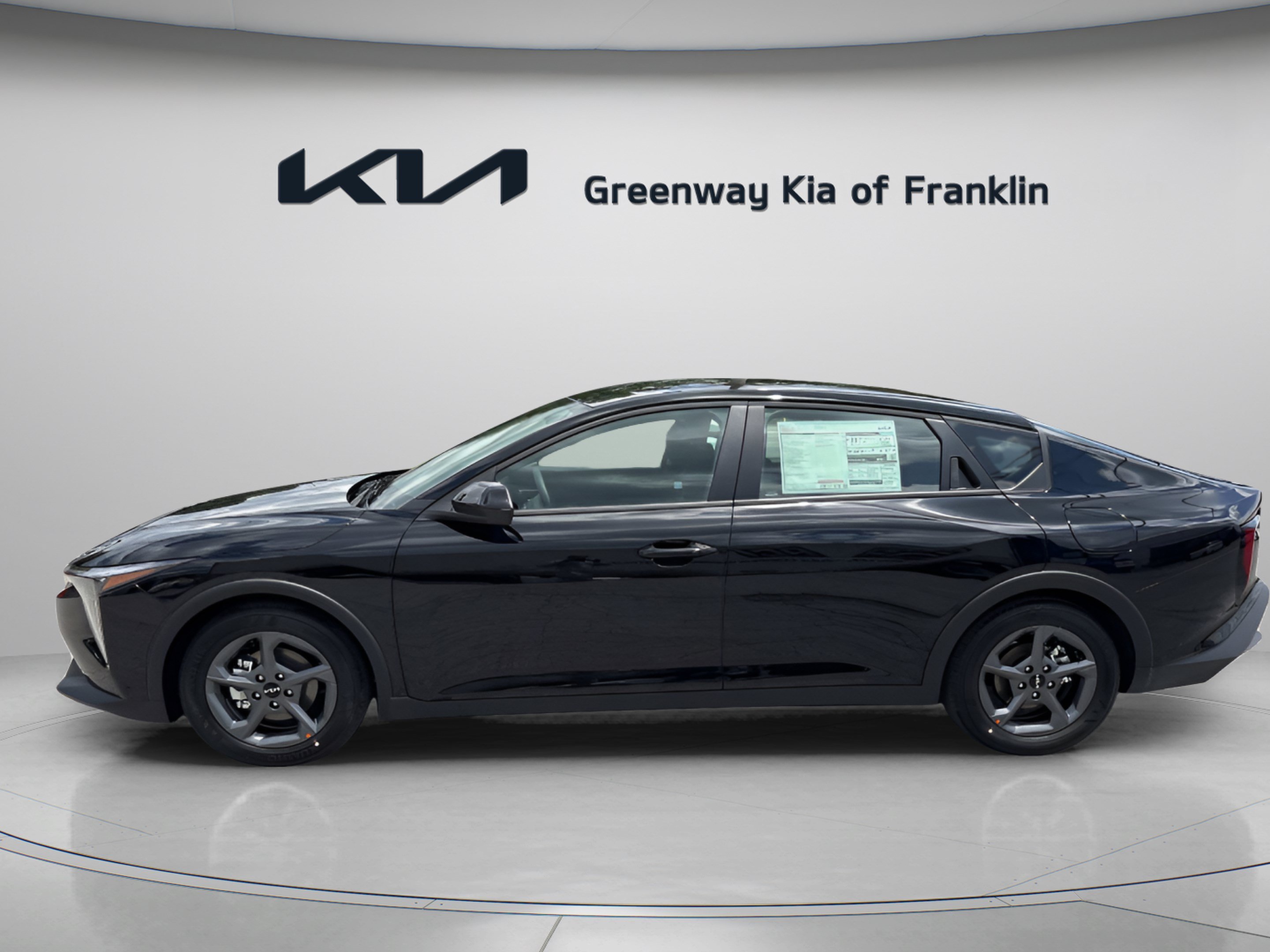 New 2026 Aurora Black Pearl Kia LXS image 4