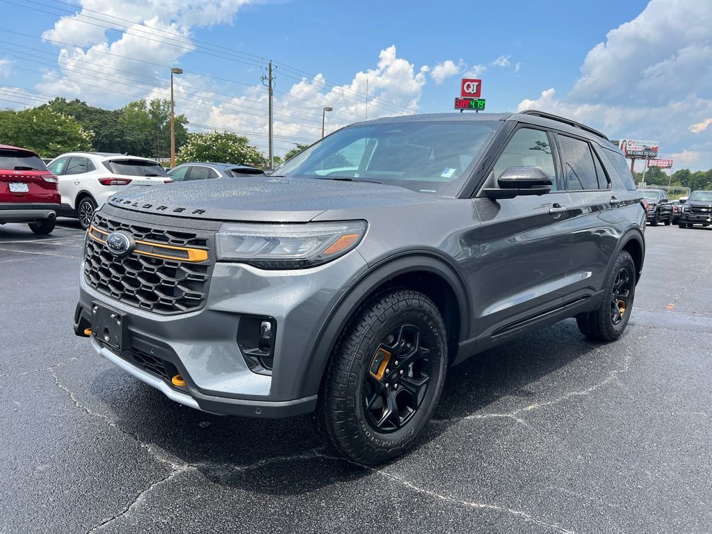 New 2026 Gray Ford Tremor image 3