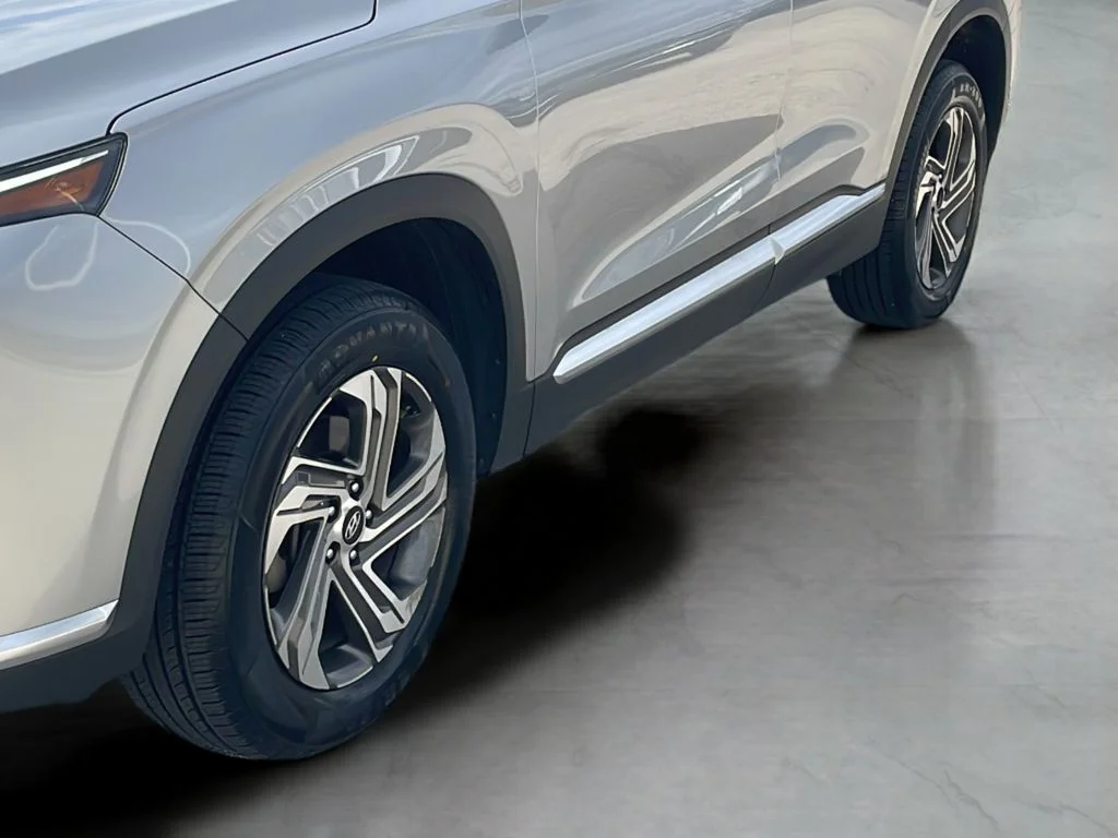Used 2023 Silver Hyundai SEL image 42