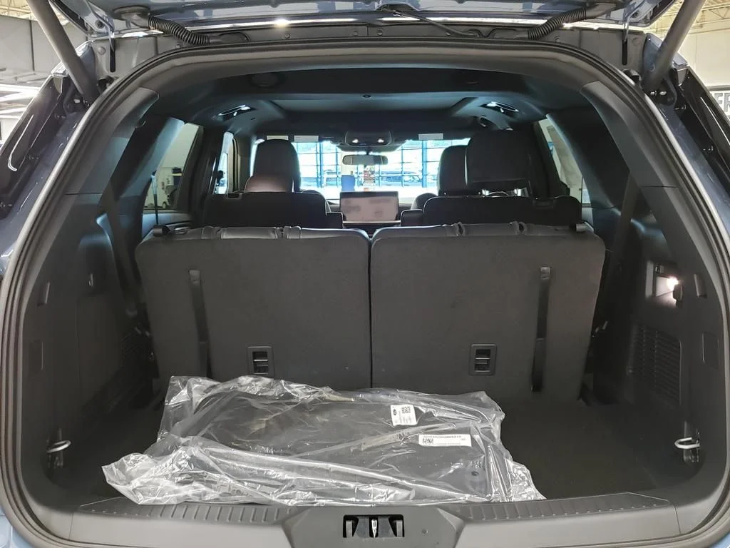 New 2026 Vapor Blue Metallic Ford ST-Line image 9