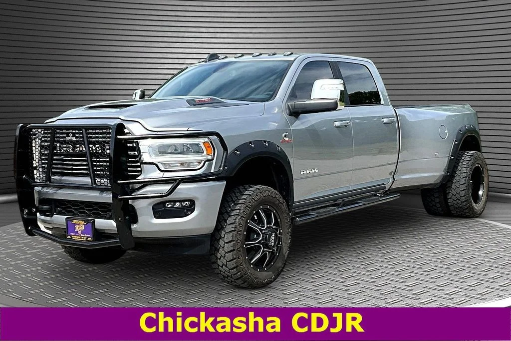 2023 RAM 3500 Laramie 4X4 Crew Cab LWB's photo