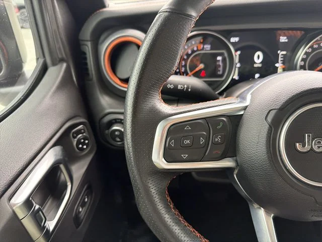 Used 2023 Gray Jeep Mojave image 29