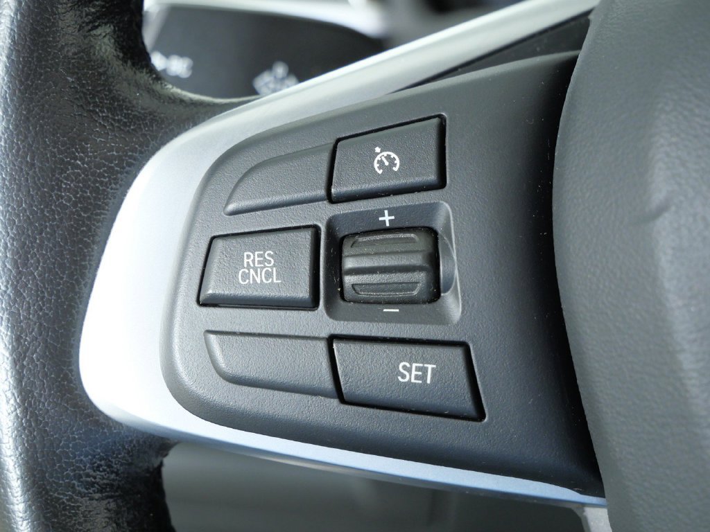 Used 2018 Mineral White Metallic BMW xDrive28i image 40