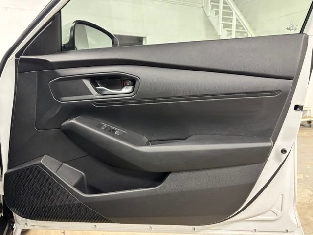 Used 2024  Honda LX image 23