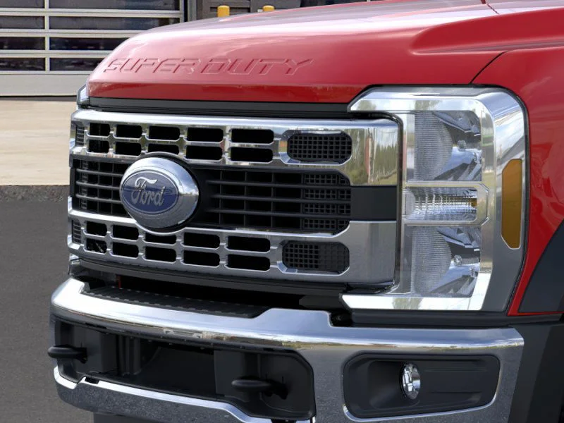 2025 Ford F-550 Super Duty Chassis Cab XL - Photo 40