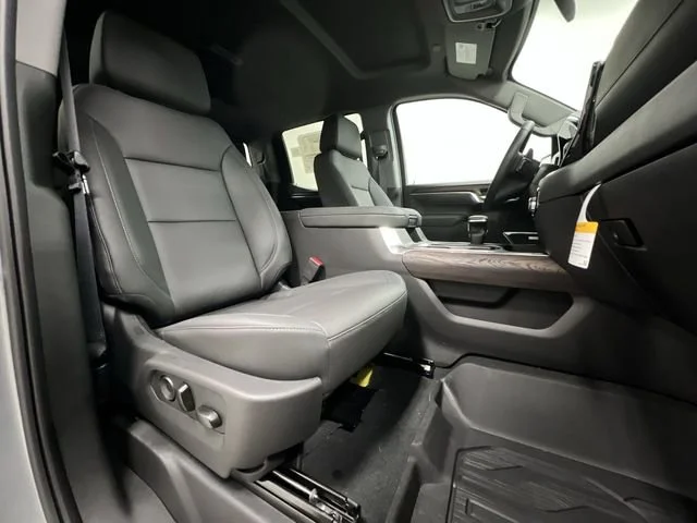 2026 GMC Sierra 1500 SLT - Photo 28