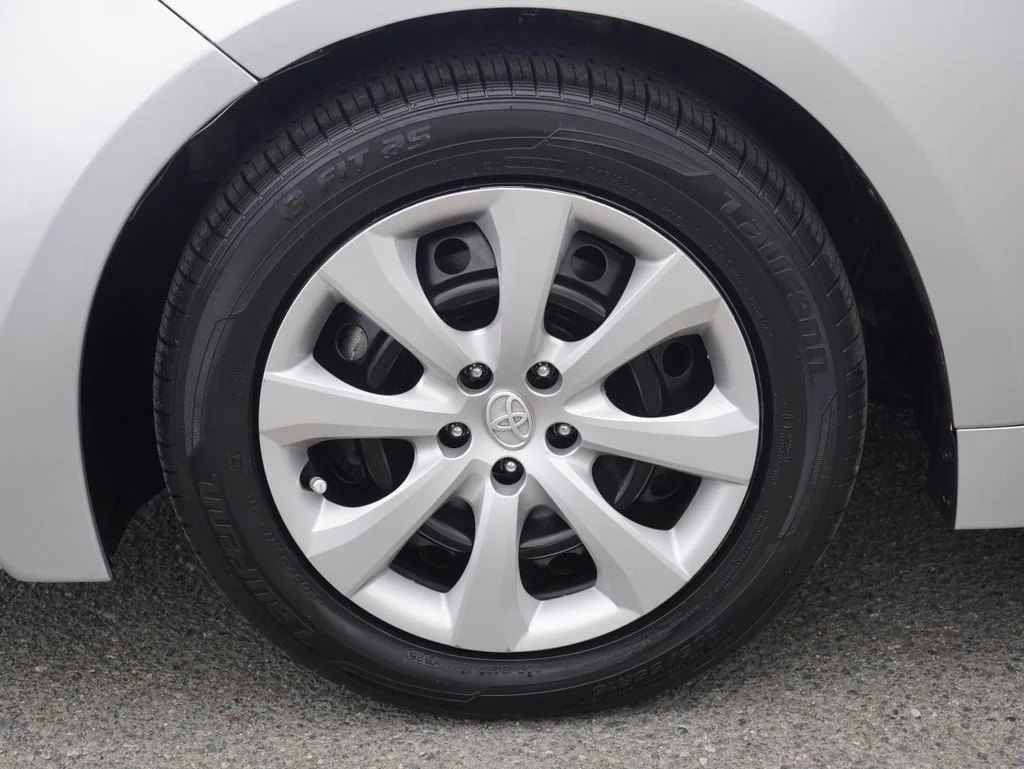 Certified Used 2025 Silver Toyota LE image 9