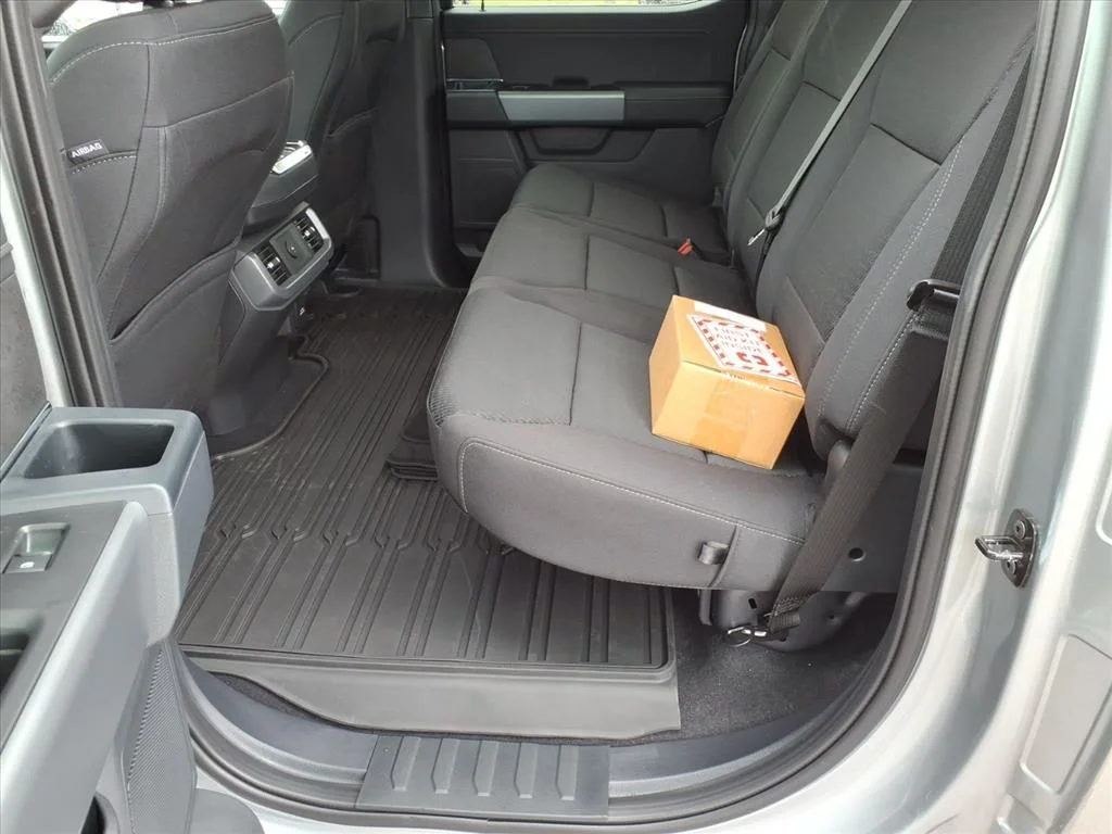 New 2026 Silver Ford XLT image 13