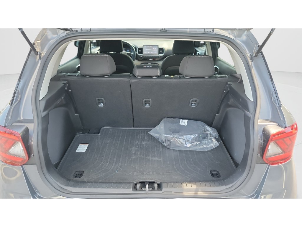 Certified Used 2023 Gray Hyundai SEL image 10