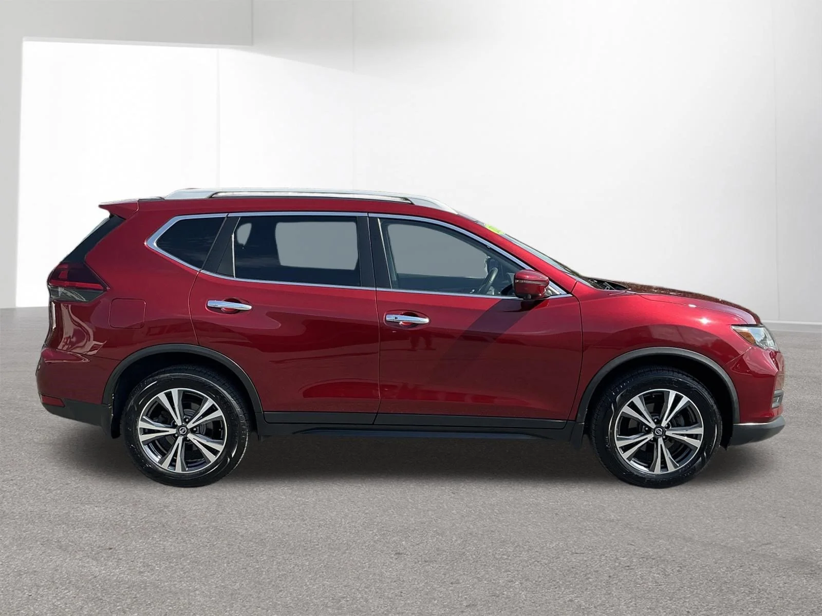Used 2019 Nissan Rogue SV with VIN 5N1AT2MVXKC743629 for sale in Bartonsville, PA