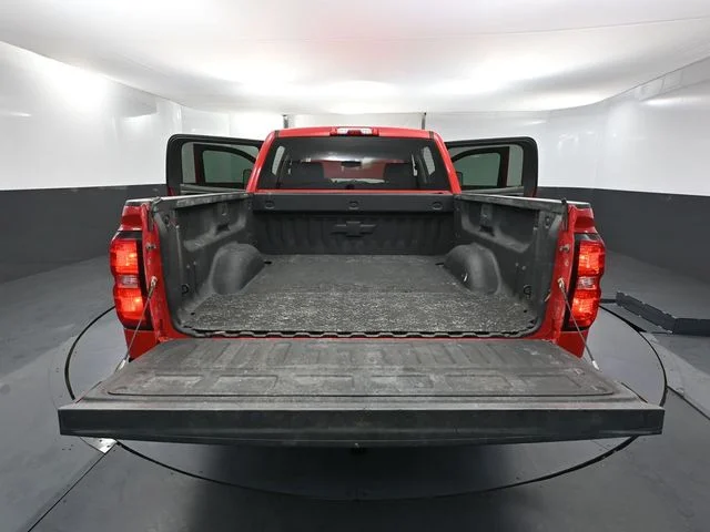 Used 2015 Red Chevrolet LT image 37