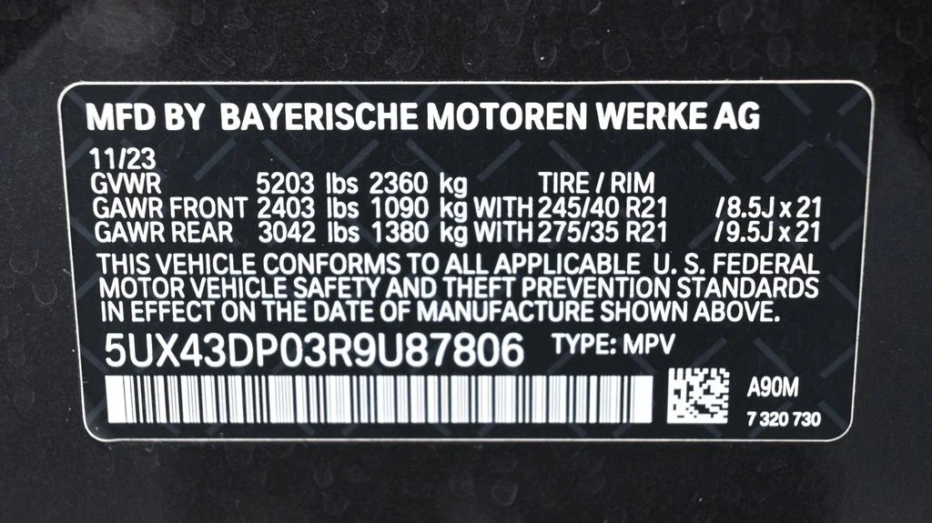 Certified Used 2024 Gray BMW sDrive30i image 27