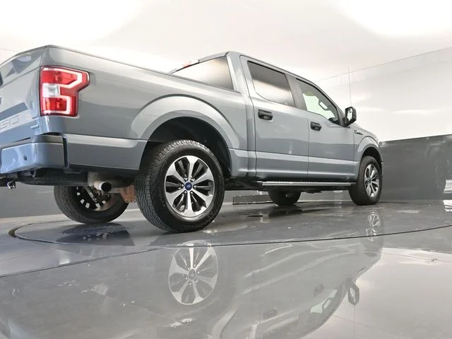 Used 2019 Black Ford XL image 15